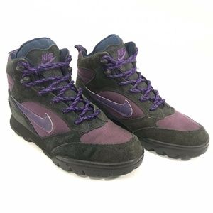 Vintage 1990s Nike ACG Hiking Camping Trail Boots
